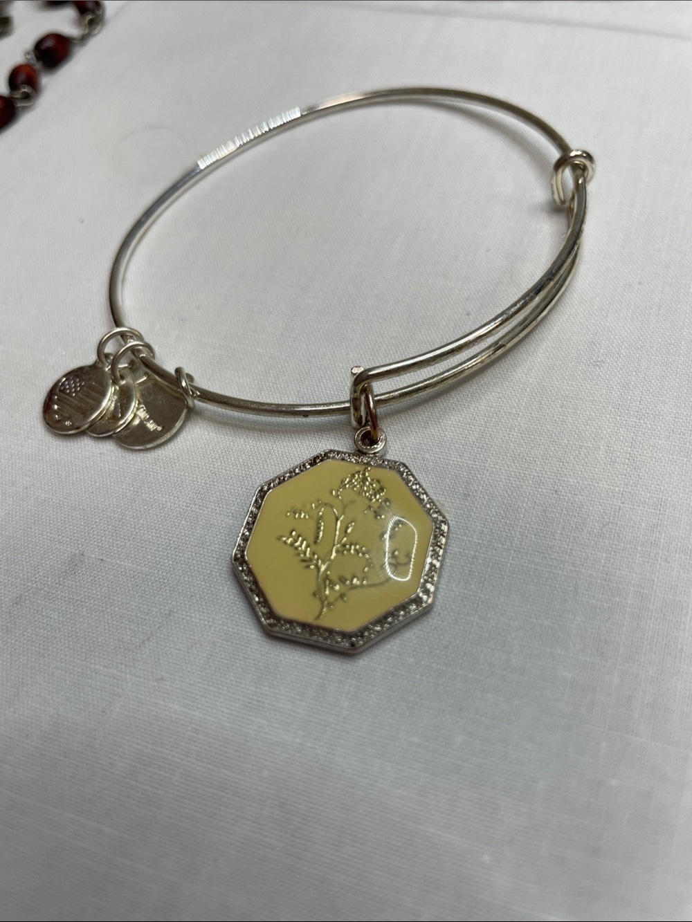 Alex and Ani Sweet Pea Expandable Bangle Bracelet - Silver Tone@